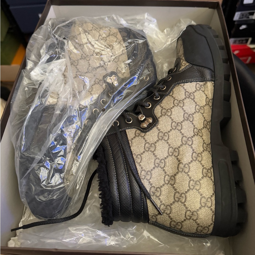 Gucci Leather Monogram Boots - Picture 6 of 12